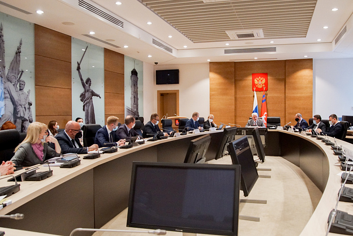 Парламентарии обсудили работу КСП региона за 2020 год