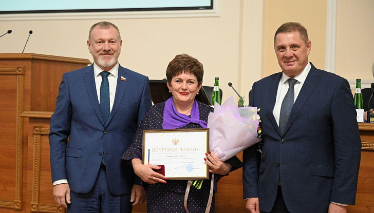 Жители Волгоградской области награждены федеральными знаками отличия 